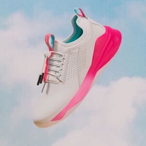 NWT- Clove limited edition Electron Rose W 8.5/M7